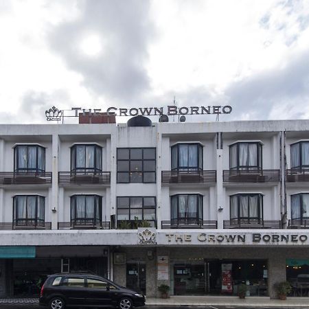 The Crown Borneo Hotel Kota Kinabalu Extérieur photo